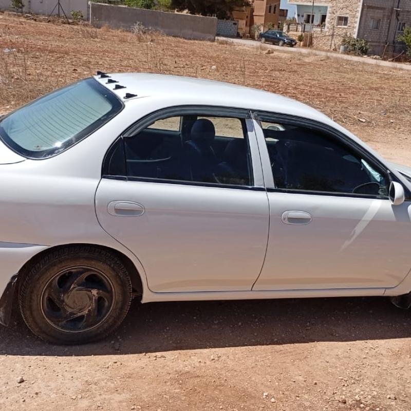 كيا 2 للبيع