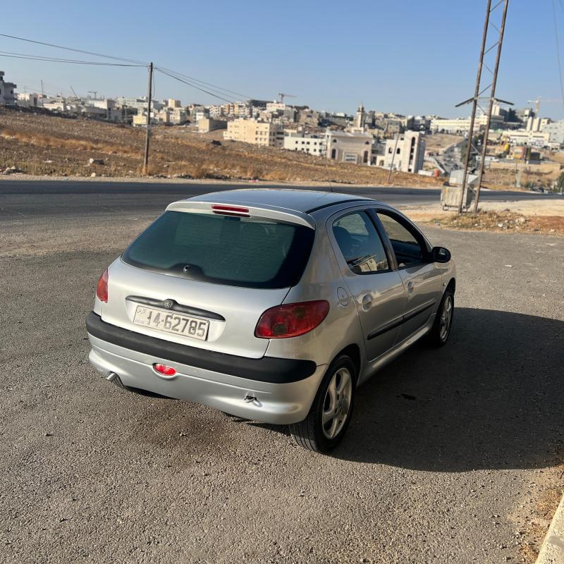 بيجو 206 موديل 2003 بحاله الوكاله 