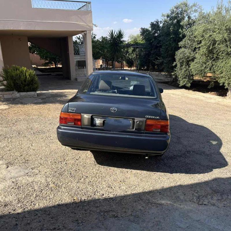 كورولا ٩٤ أوروبية للبيع
