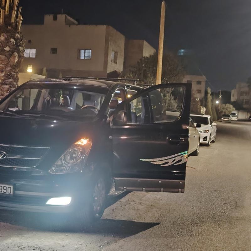 باص للبيع موديل 2013