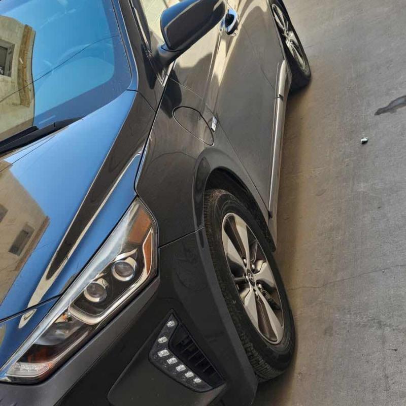 هونداي ايونك بلج ان 