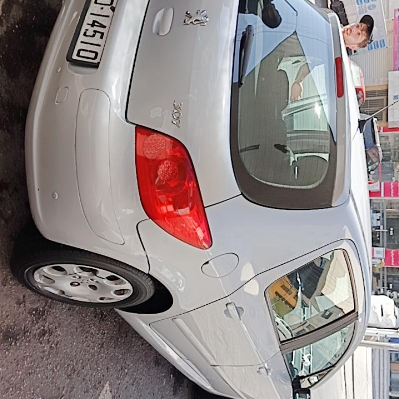بيجو ٣٠٧