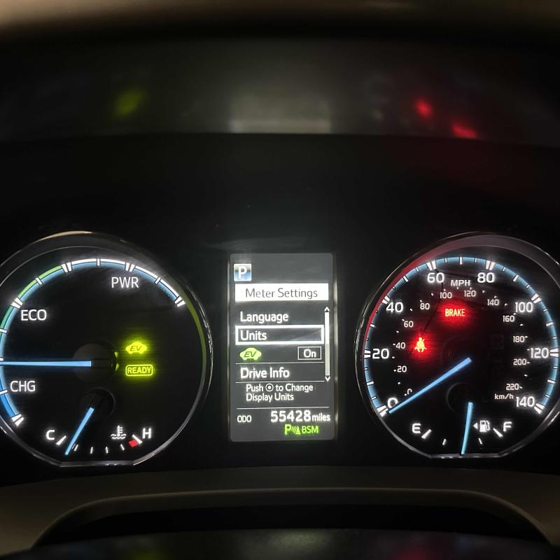 تويوتا راف فور هايبرد Rav-4 hybrid XLE