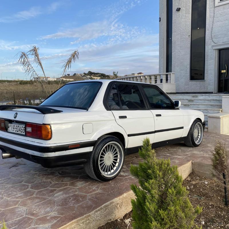 BMW E30 
