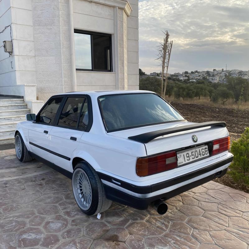 BMW E30 