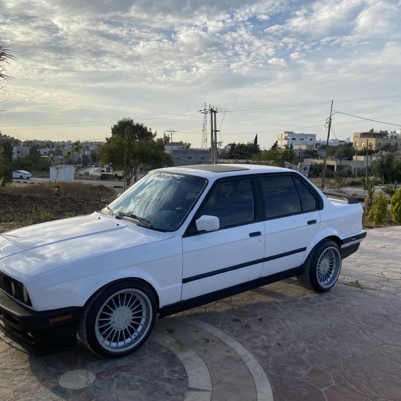 BMW E30 