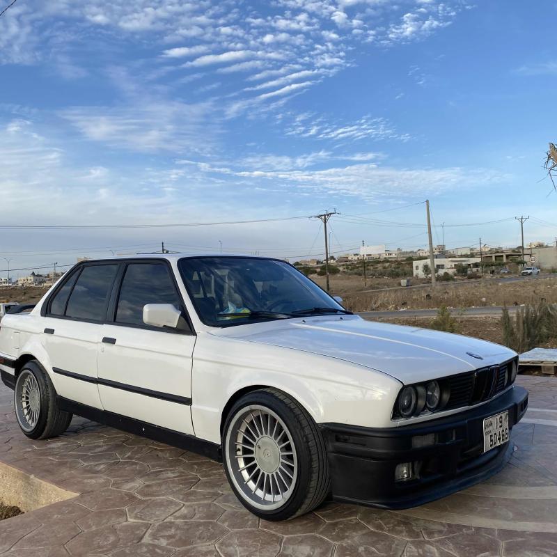 BMW E30 