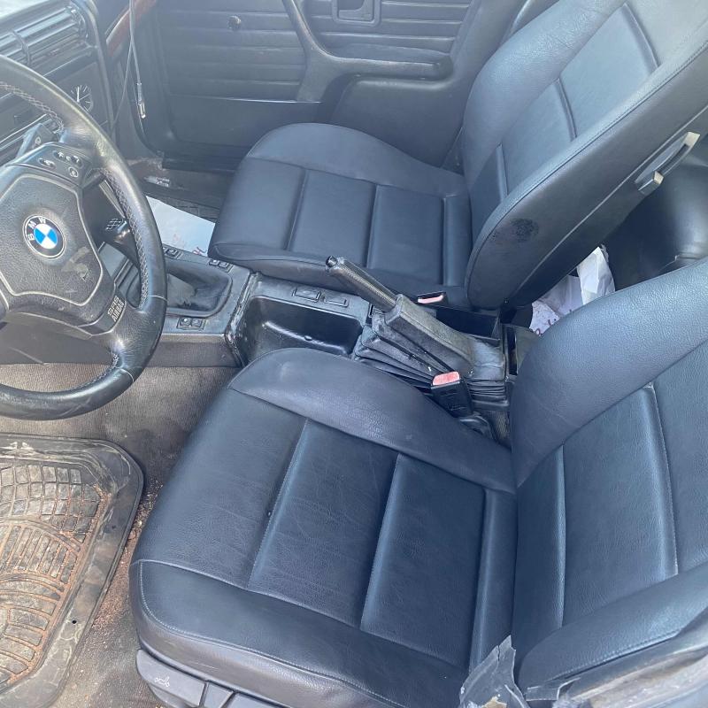 BMW E30 