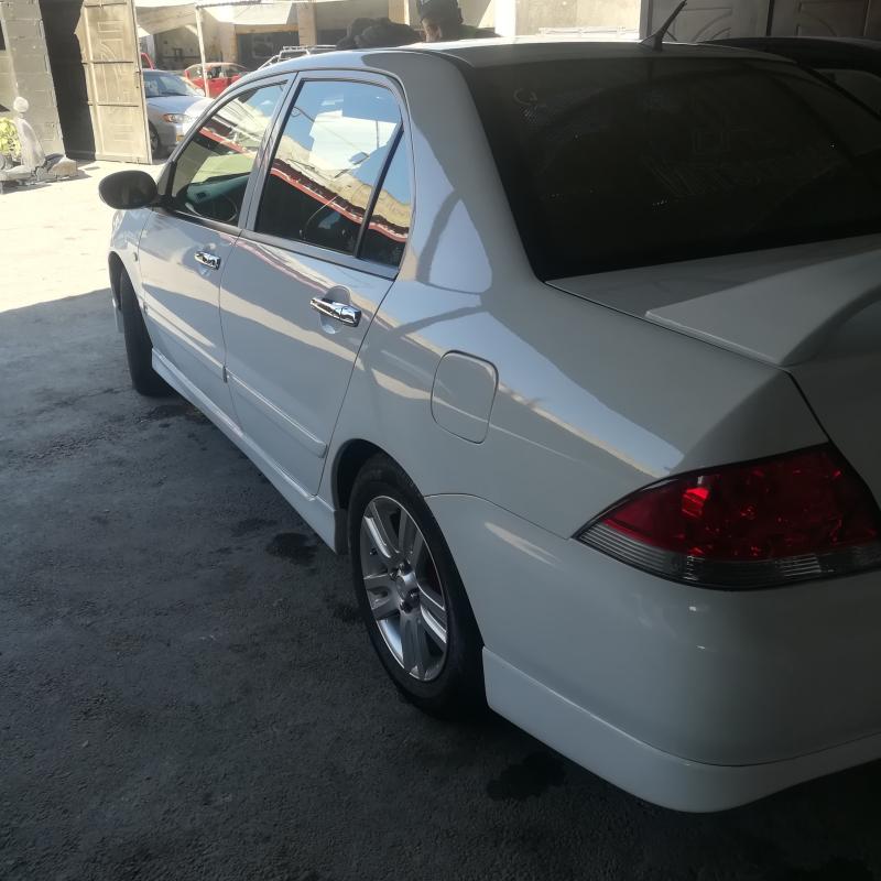 لانسر للبيع 1600ماتور