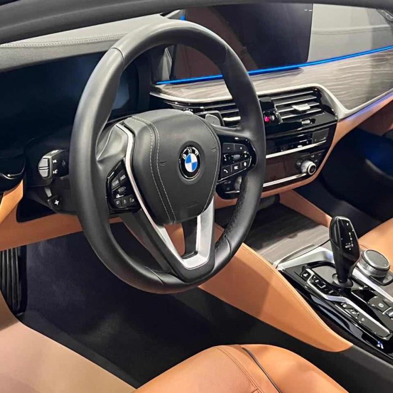 BMW 530E luxury line Abu Khader 