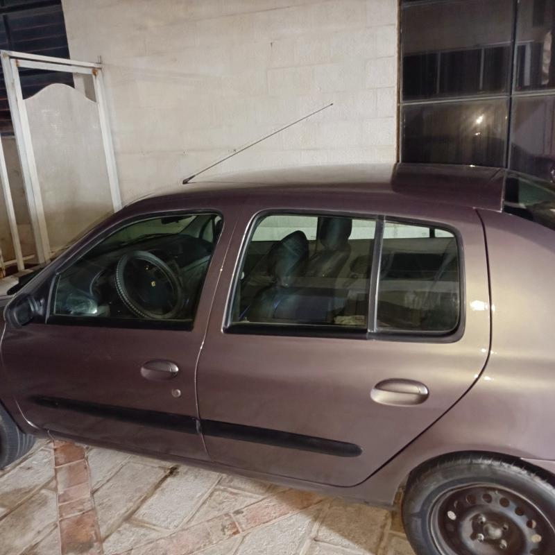 رينو كليو 2005