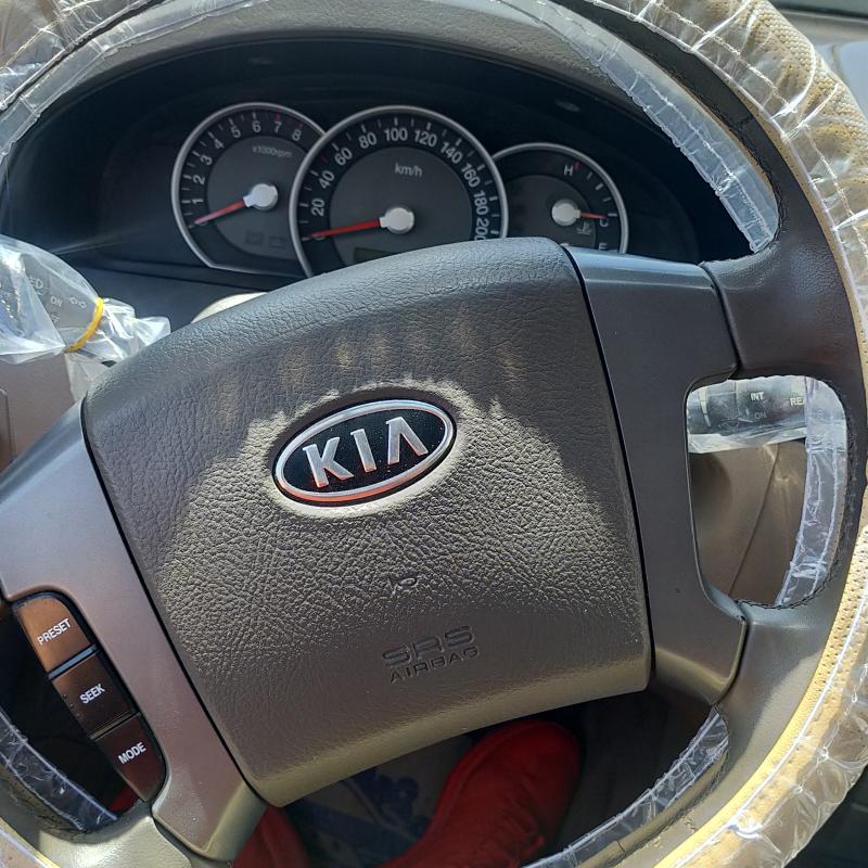 كيا سيرنتو 4x4 للبيع او البدل 