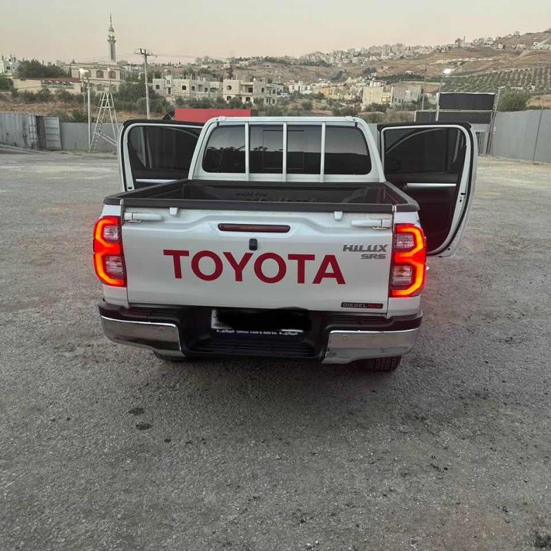 للبيع