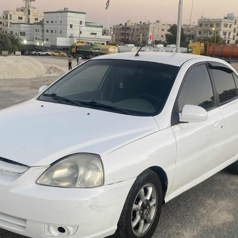 كيا ريو 2004