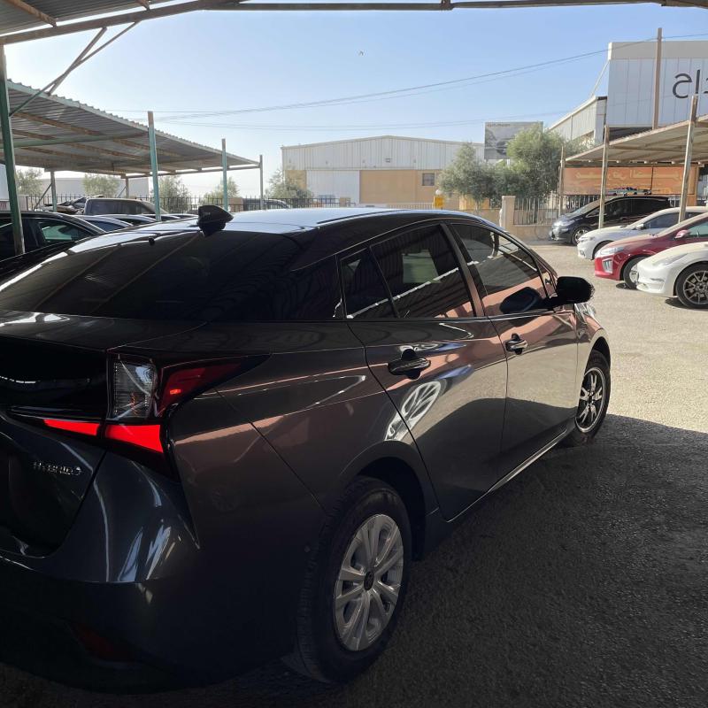 TOYOTA PRIUS 2020