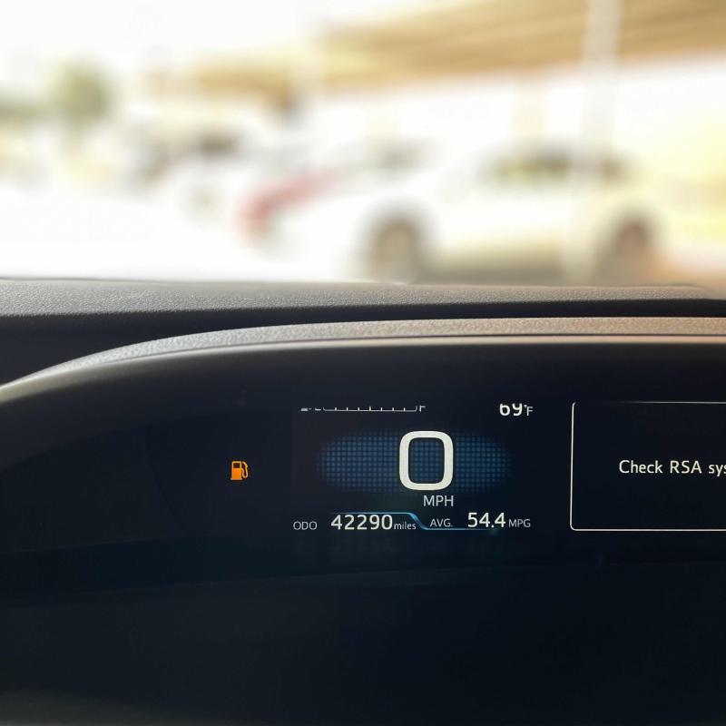 TOYOTA PRIUS 2020