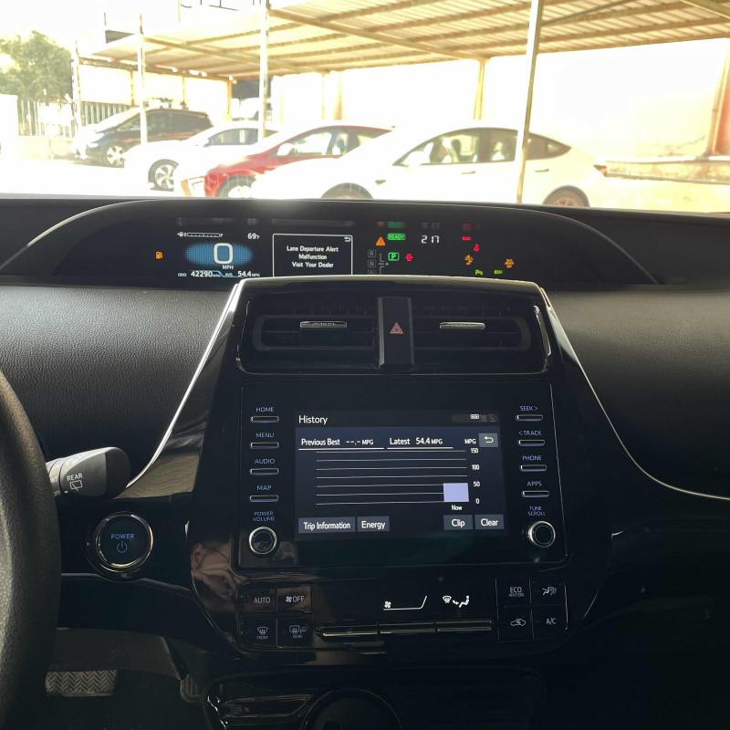 TOYOTA PRIUS 2020