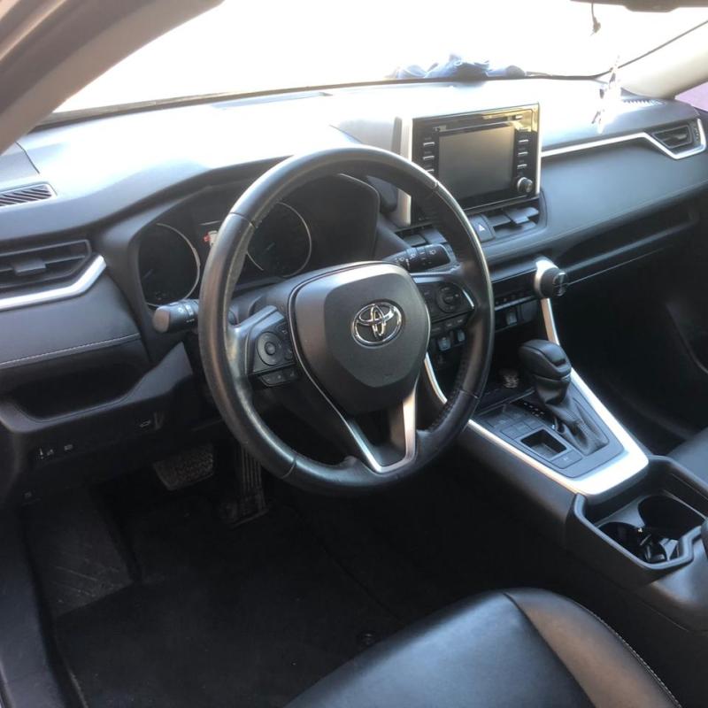 Rav4 2019 XLE فحص للبيع