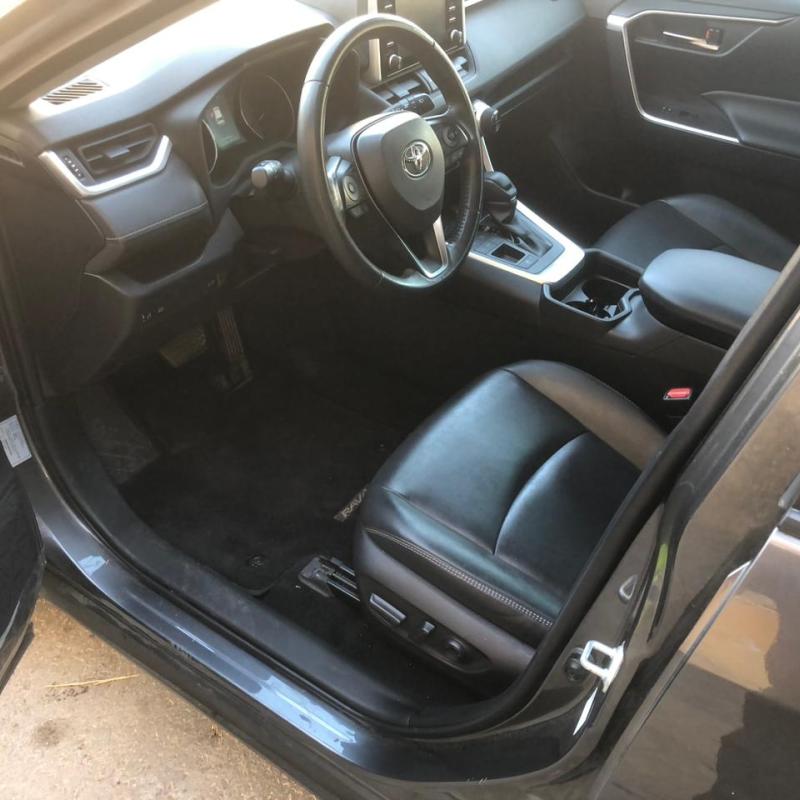 Rav4 2019 XLE فحص للبيع