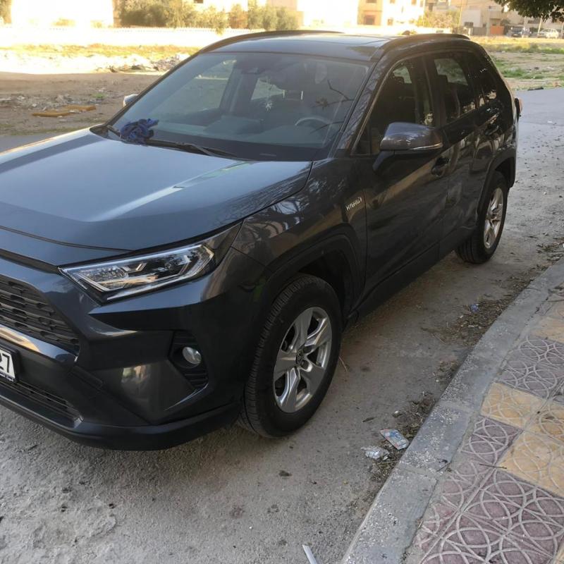 Rav4 2019 XLE فحص للبيع