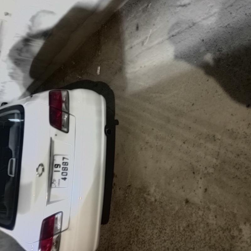 سيارة للبيع بسعر مغري 