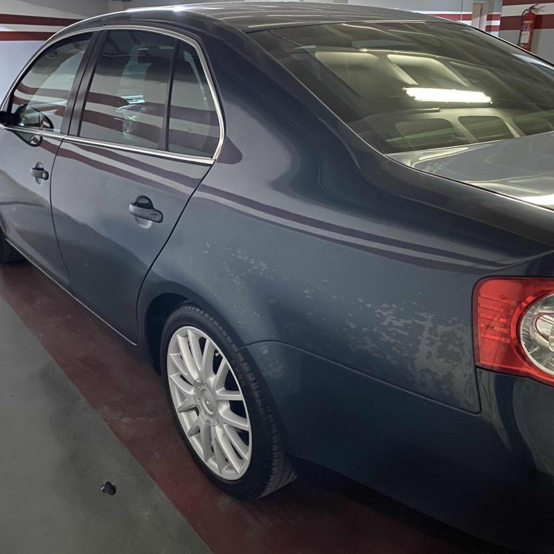 VW Jetta 2010 Fully Loaded 