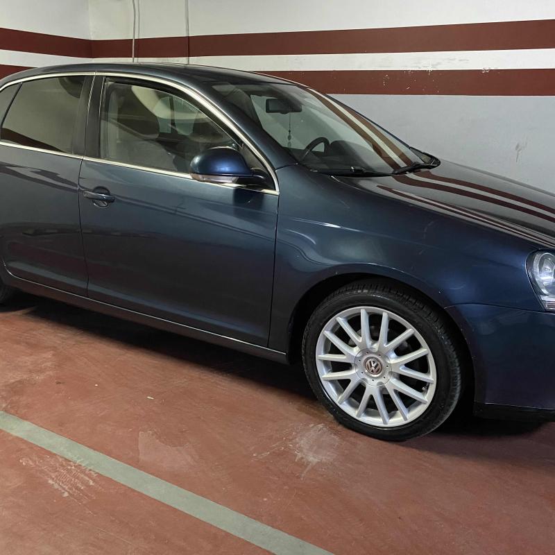 VW Jetta 2010 Fully Loaded 