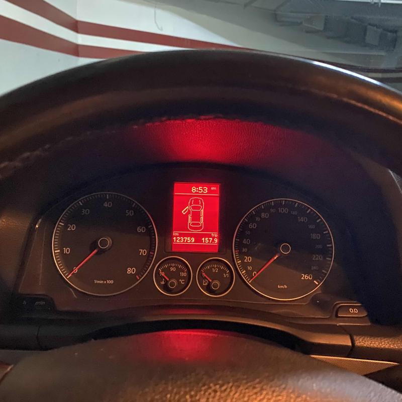 VW Jetta 2010 Fully Loaded 