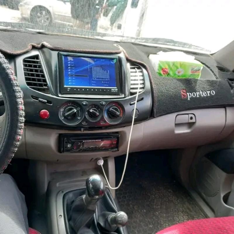 ميتسوبيشي l200