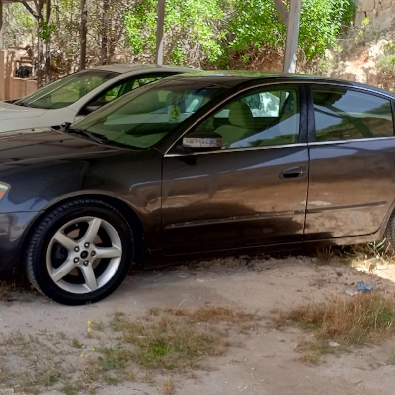 نيسان التيما 3.5 V6