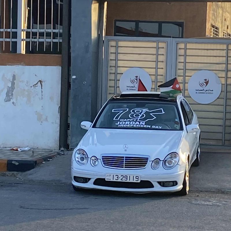 E200