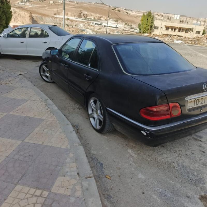 مرسيدس للبيع قرش ونص مديل 96