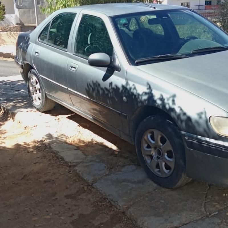 بيجو ٤٠٦