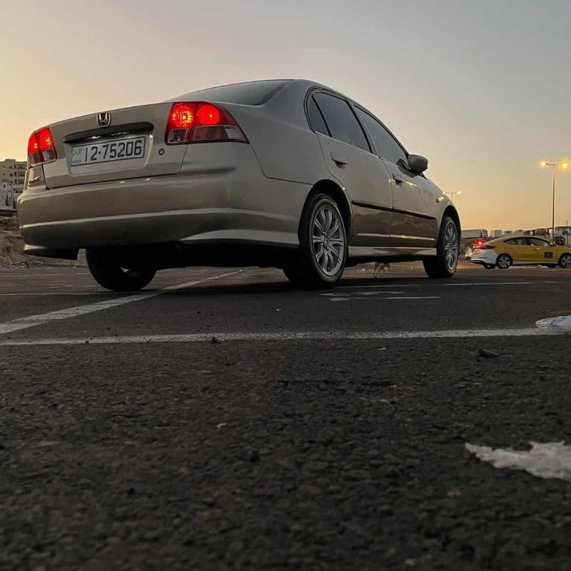 هوندا سيفيك 2004