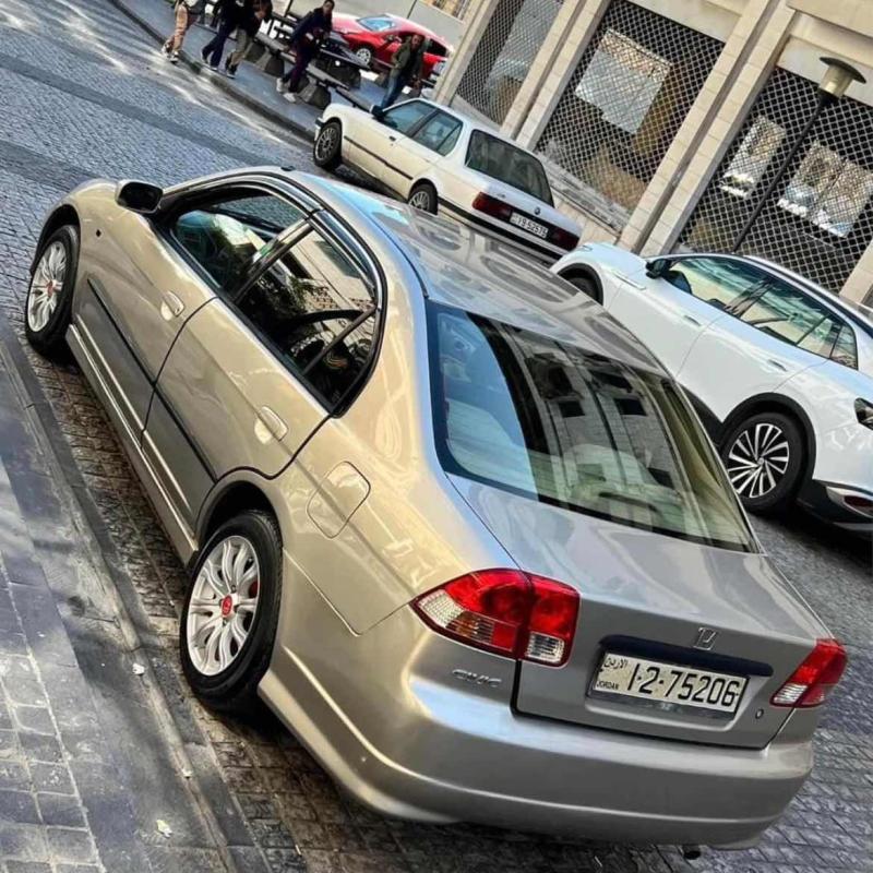 هوندا سيفيك 2004