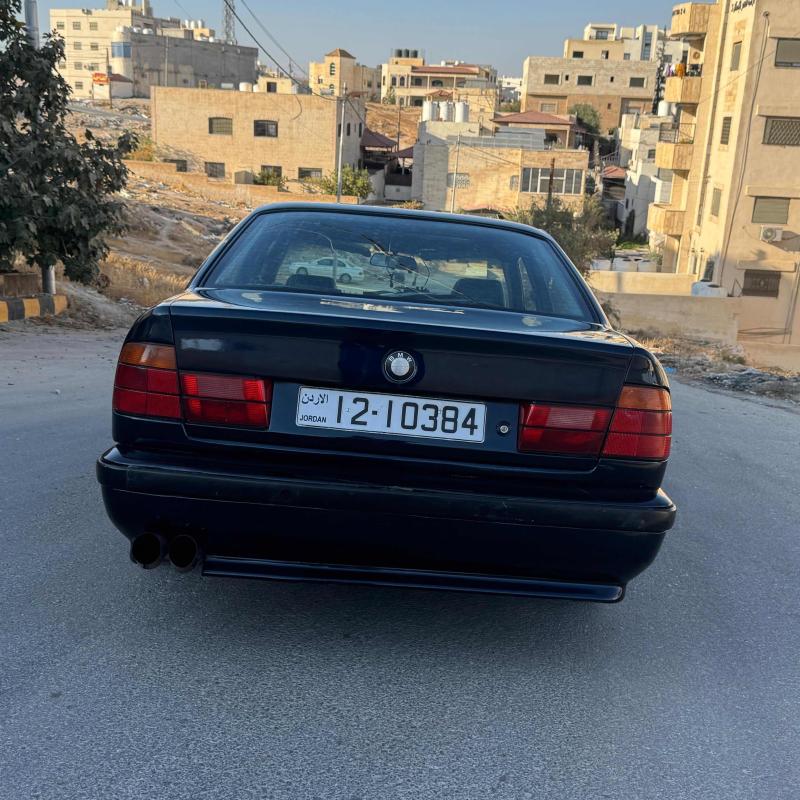 BMW E34 520