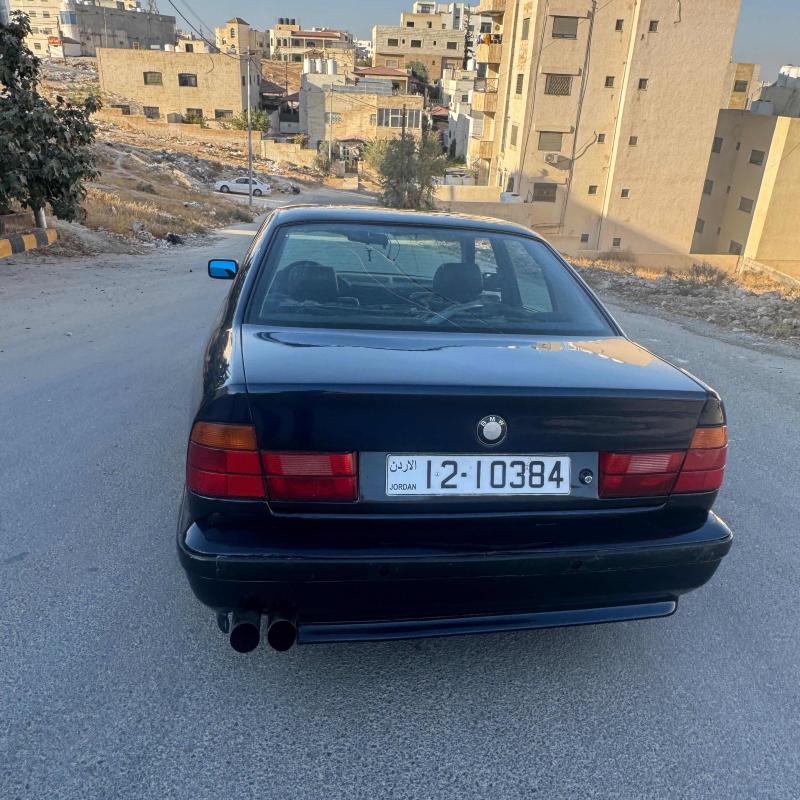 BMW E34 520