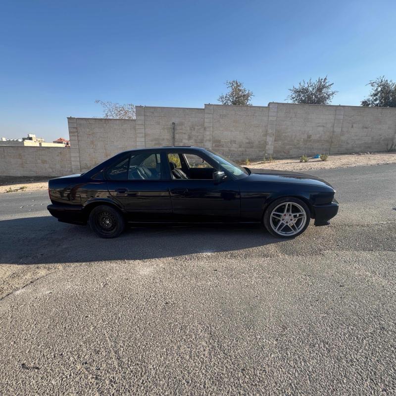 BMW E34 520