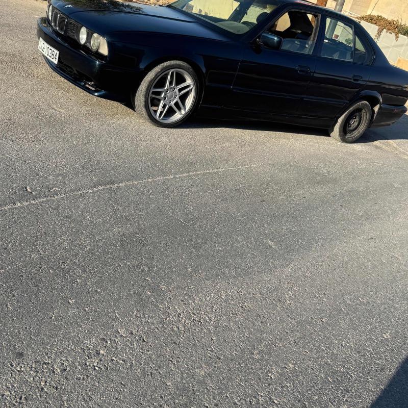 BMW E34 520