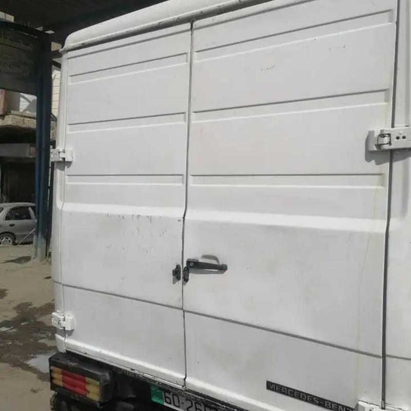 باص مرسيدس 611 للبيع 