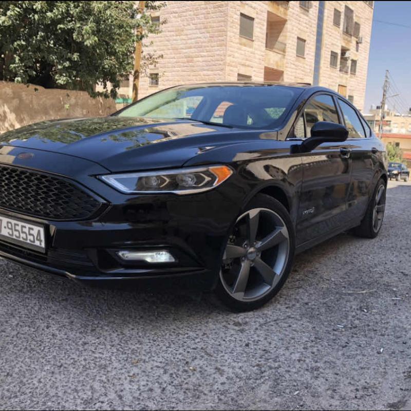فورد فيوجن مميزة للبيع