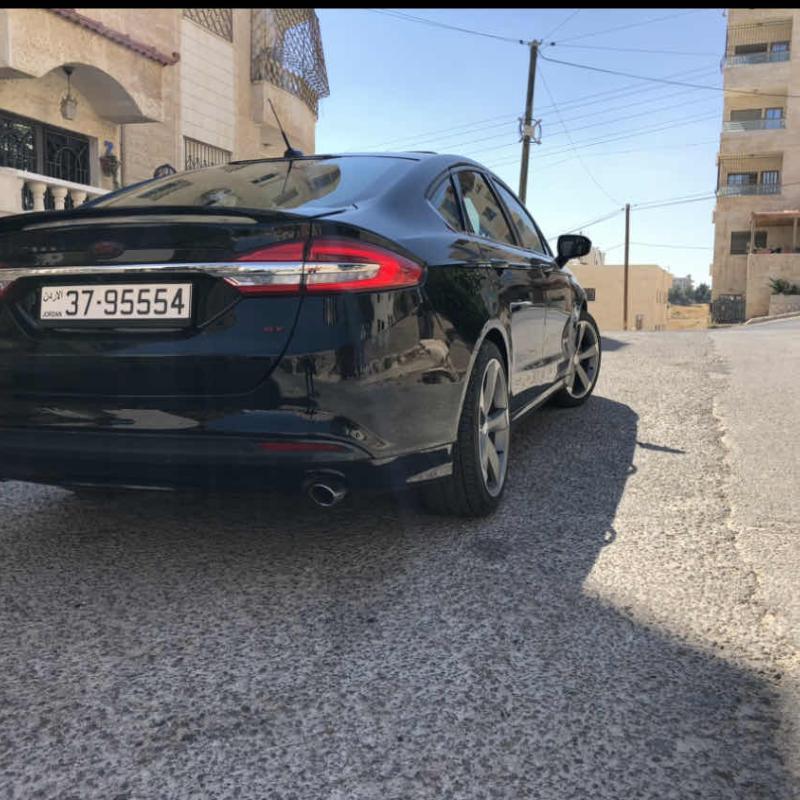 فورد فيوجن مميزة للبيع