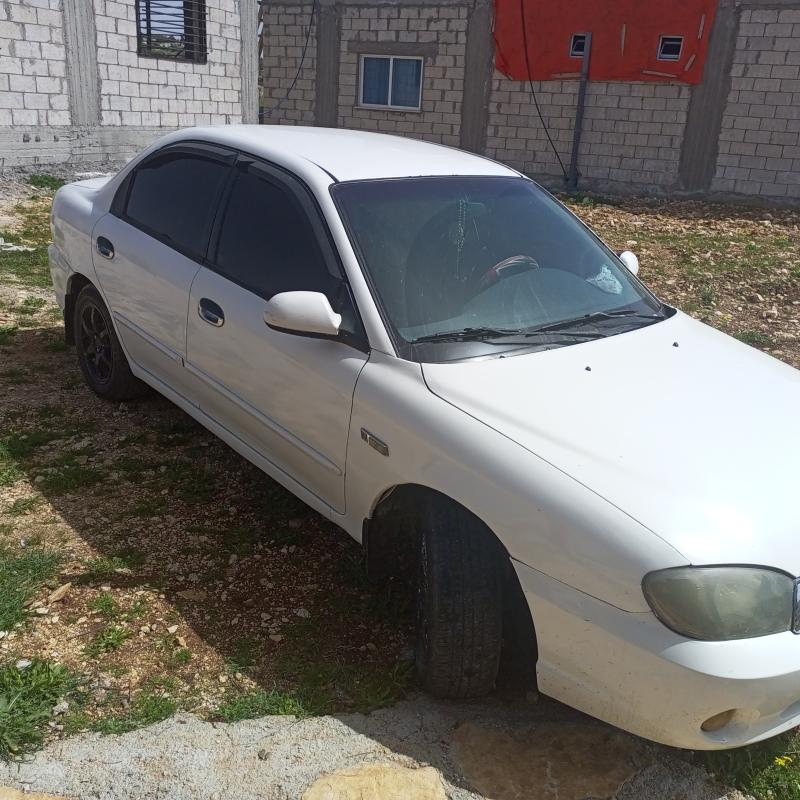 كيا سبكترا موديل 2001 