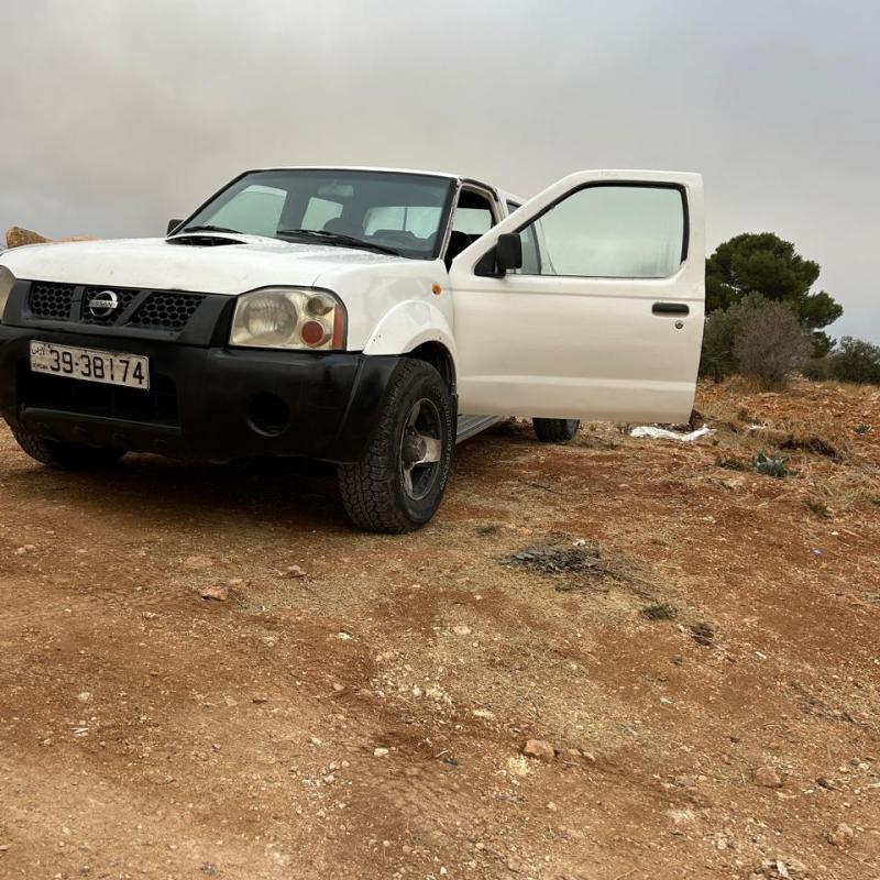 بكم نيسان  فور ويل . خالي قص قلبان مرخص