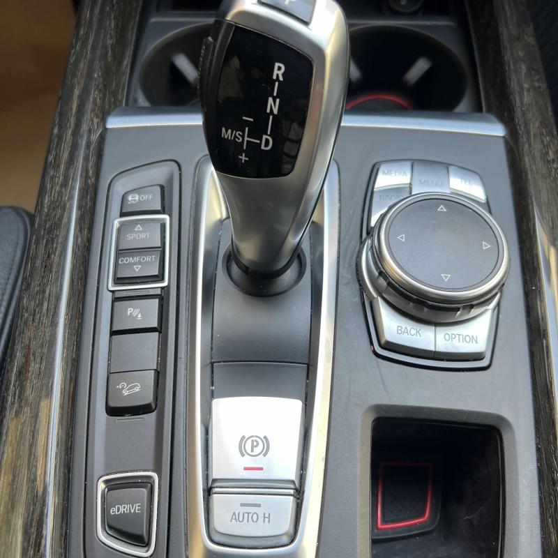 BMW X5 F15 XDrive 2016 M kit اصلي