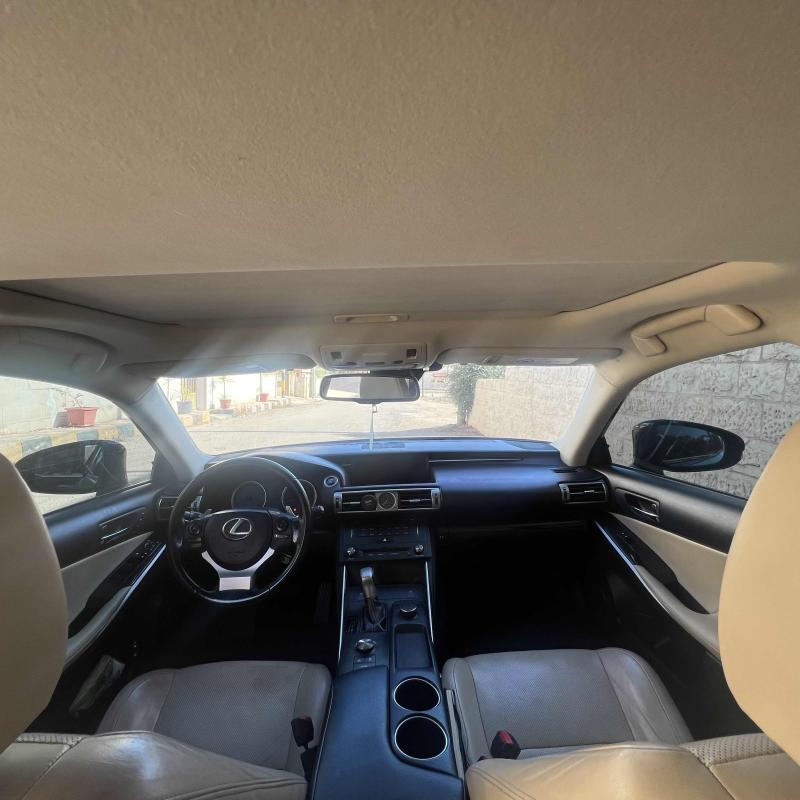 2015 Lexus is