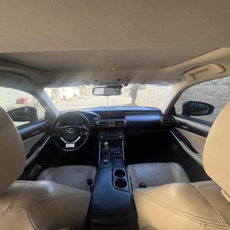 2015 Lexus is