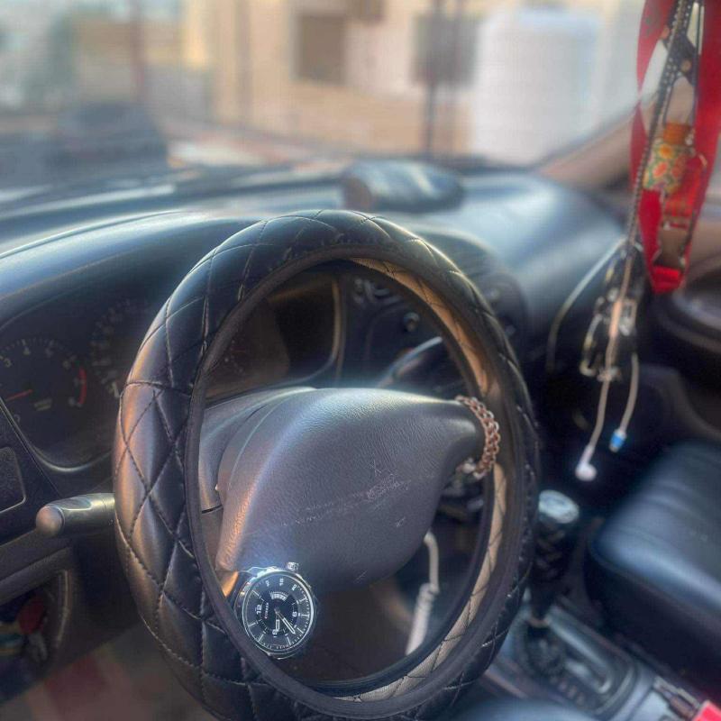 ميتسوبيشي لانسر موديل ٢٠٠٠ اوتوماتيك 