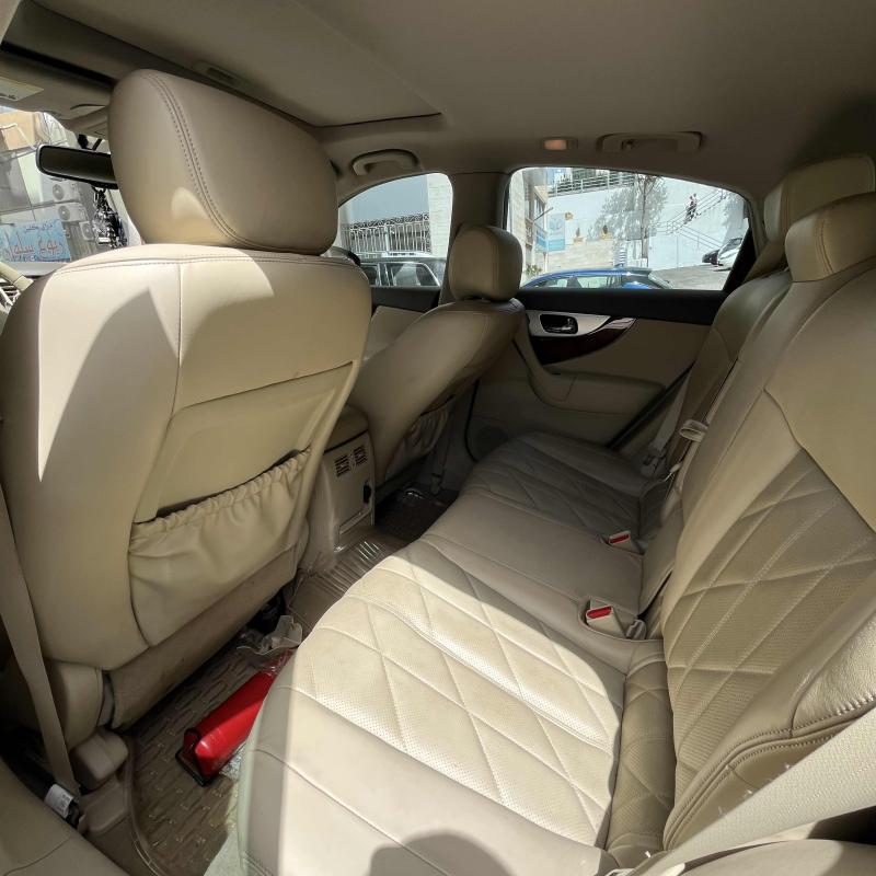 Infiniti fx35 2012 