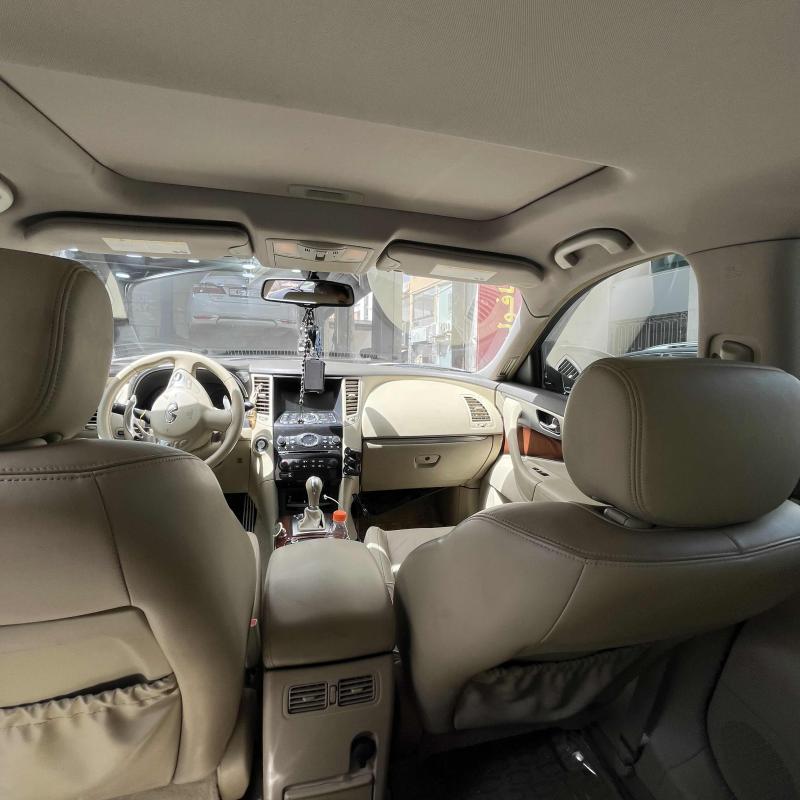 Infiniti fx35 2012 